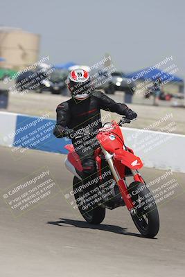 media/Jul-13-2025-Pacific Track Time (Sun) [[819660bca7]]/B Group/1120am (Pit Lane and Turn 1)/